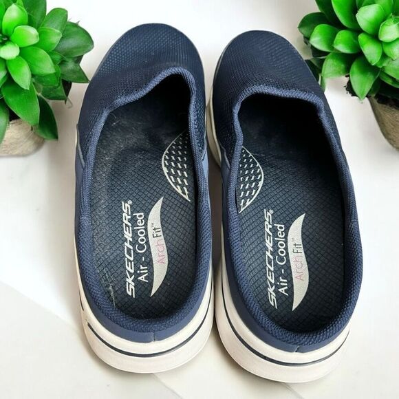 Skechers Women’s Navy “Go-Walk” Archfit Backless Slides / SZ: 11 / NWOT - Picture 3 of 8